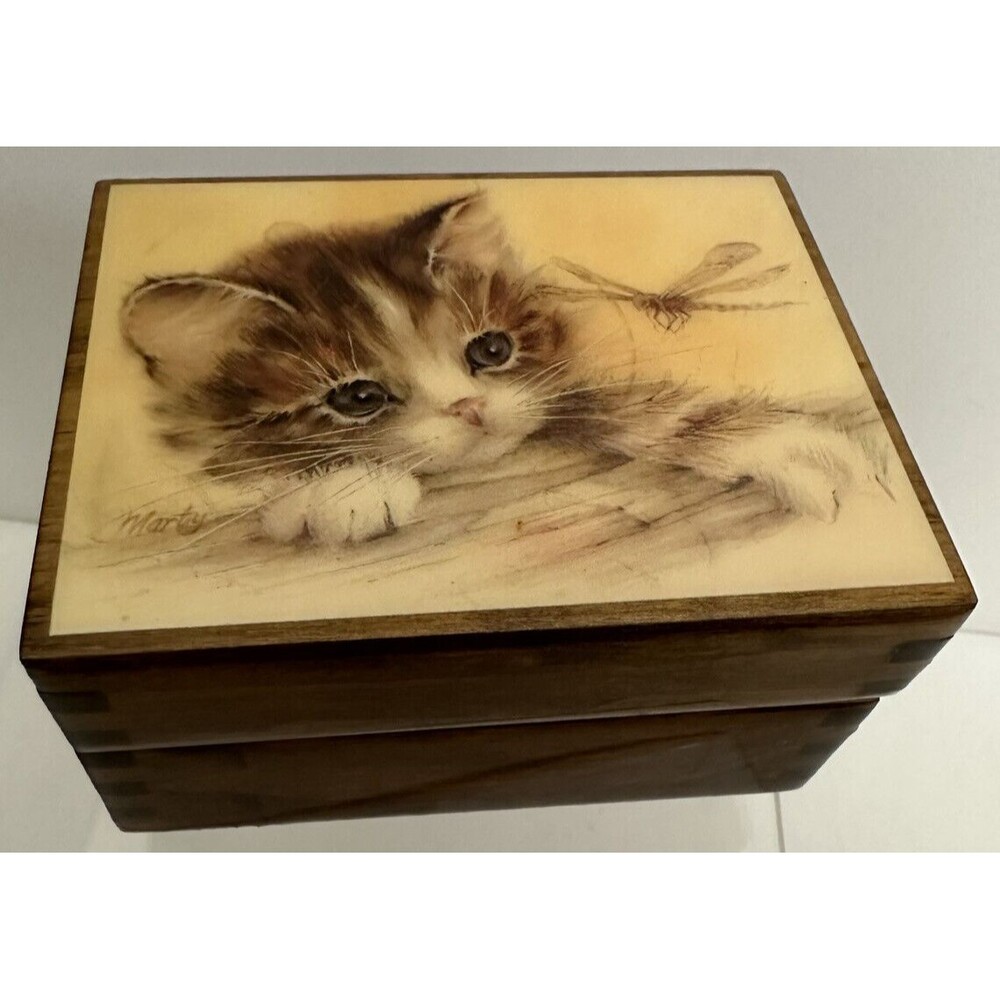 Reuge Wooden Hinged Music Box Kitten & Dragonfly - Plays Tiger Rag